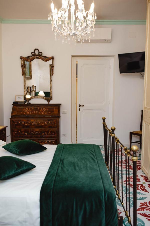 Hotel Delfini Trevi House Rom Exterior foto